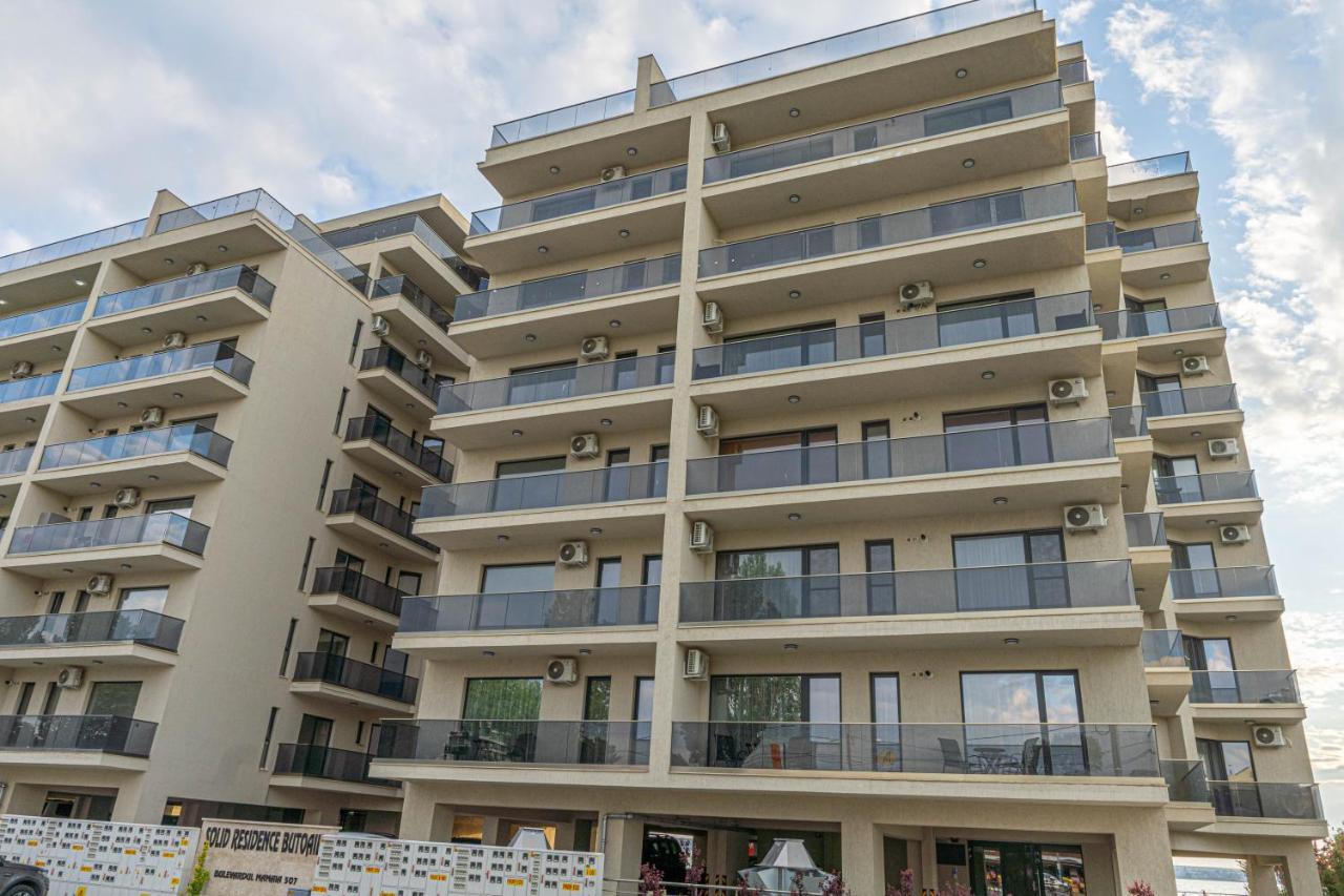 Apartament Le Bonheur Deux Solid Residence Butoaie Mamaja Zewnętrze zdjęcie